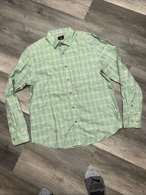 UNTUCKit button long sleeve shirt top